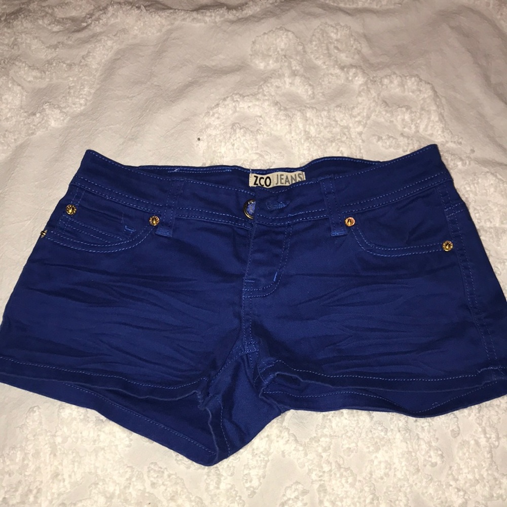 blue shorts